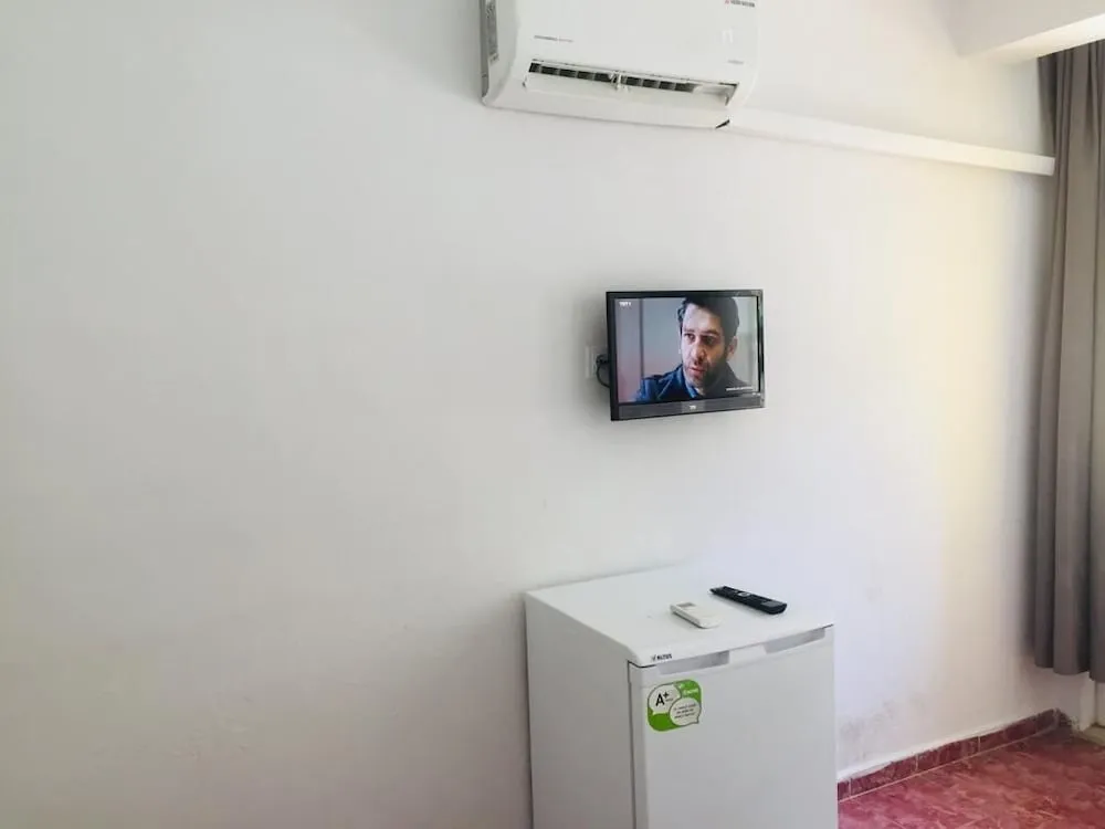 Family Apart Daire, 2 Yatak Odası, Sigara İçilmez, Havuz Manzaralı