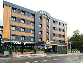 Sapran Deluxe Hotel