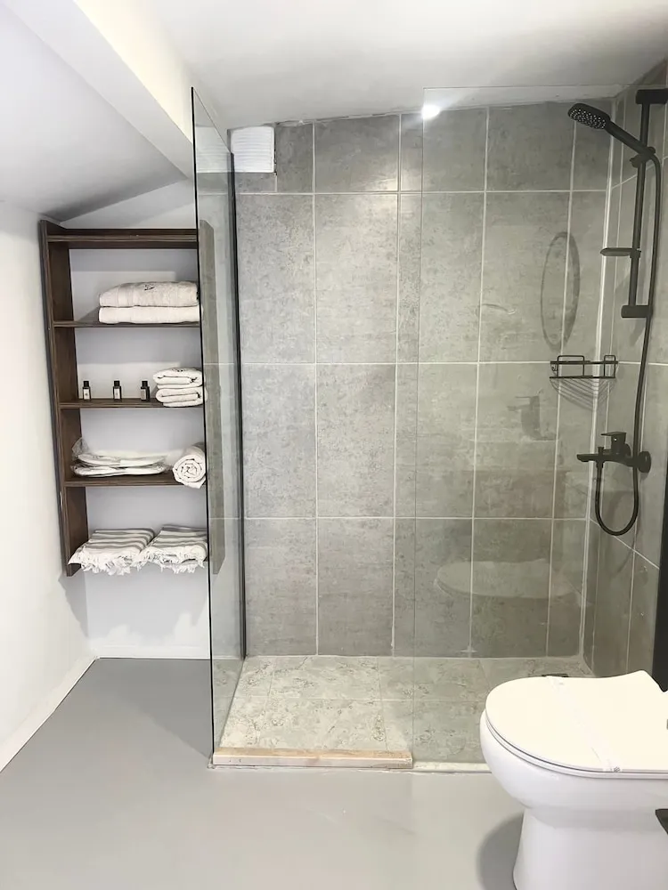 Junior Tek Büyük Yataklı Oda, Deniz Manzaralı, Denize Bakan