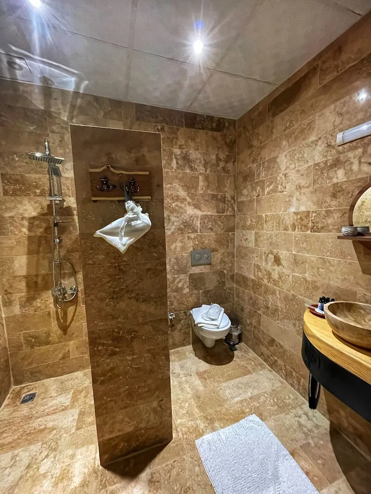 Royal Suite With Jacuzzi