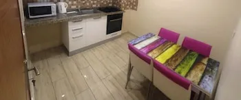 Only Females - Bakırköy Ladies Hostel