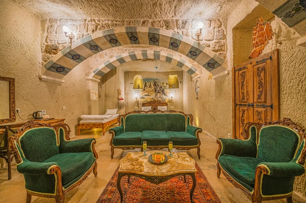 Grand Süit, 1 En Büyük (King) Boy Yatak, Havuz Manzaralı
