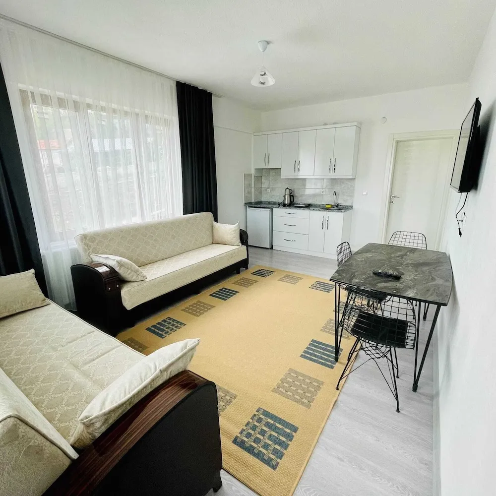 Family Süit, 2 Yatak Odası, Teras, Bahçe Manzaralı