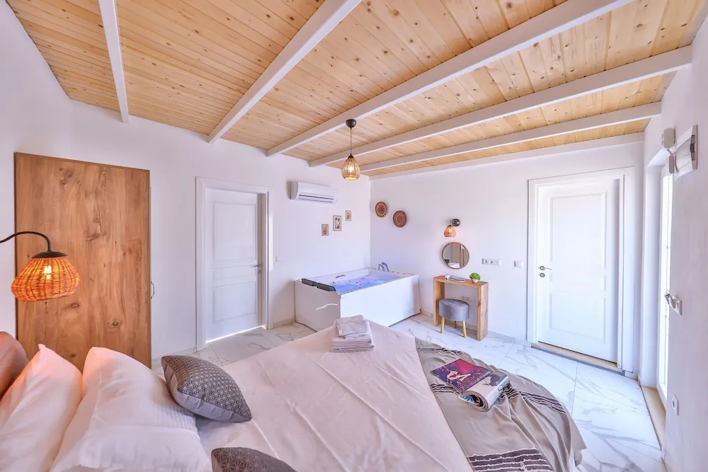 Deluxe Villa, 1 Yatak Odası, Mutfak, Havuz Manzaralı