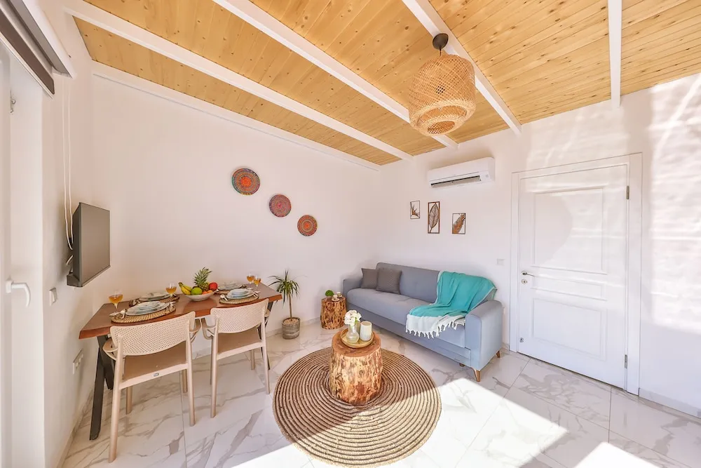 Deluxe Villa, 1 Yatak Odası, Mutfak, Havuz Manzaralı