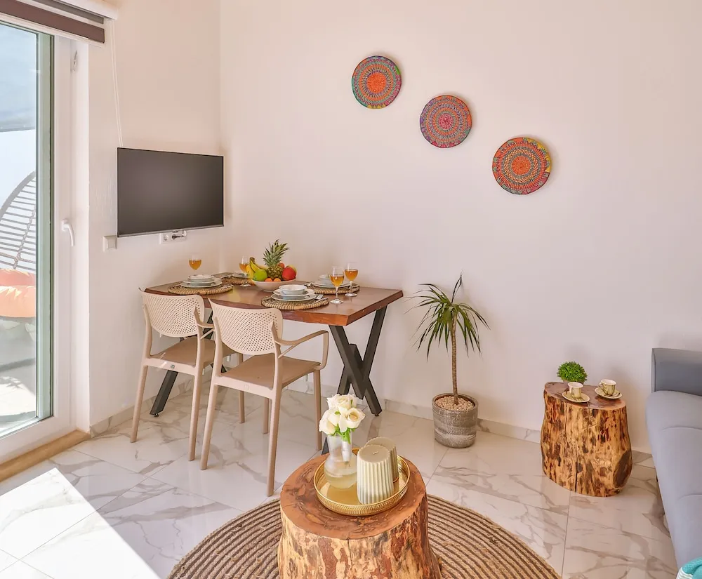 Deluxe Villa, 1 Yatak Odası, Mutfak, Havuz Manzaralı