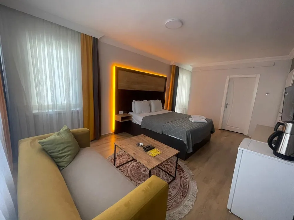 Deluxe Tek Büyük Yataklı Oda