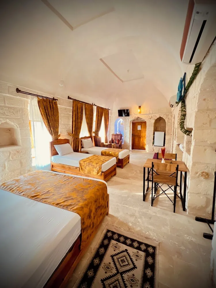Comfort Tek Büyük veya İki Ayrı Yataklı Oda, Birden Çok Yatak, Şehir Manzaralı