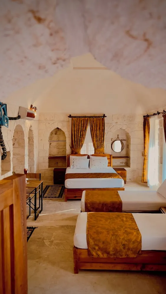 Comfort Tek Büyük veya İki Ayrı Yataklı Oda, Birden Çok Yatak, Şehir Manzaralı