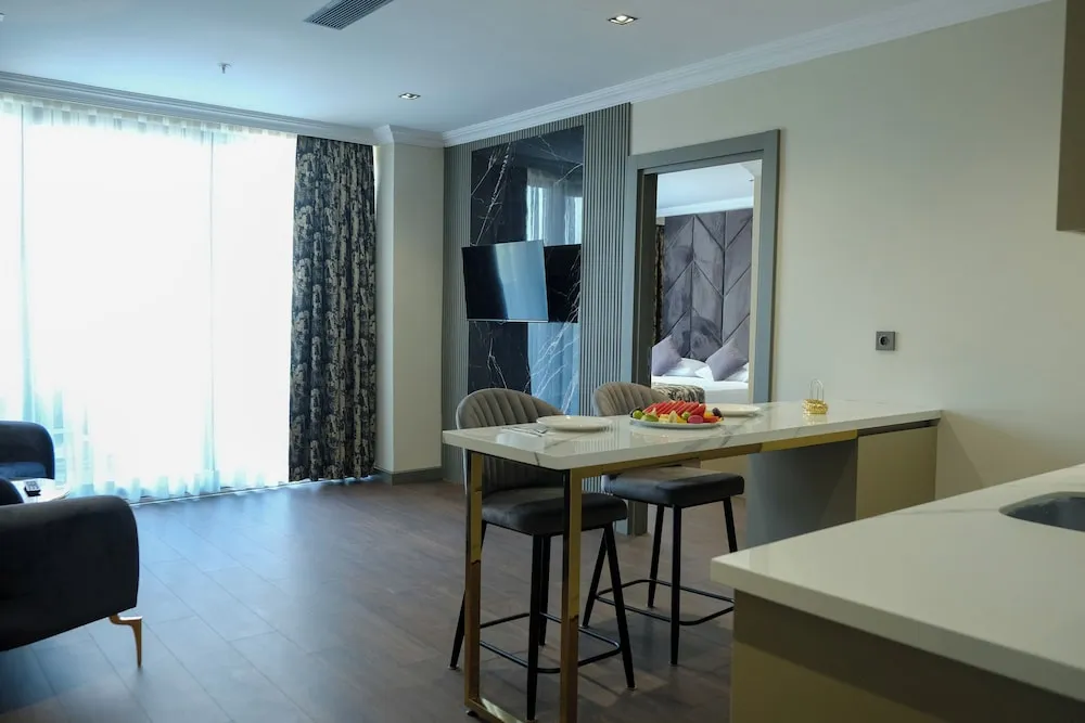 Luxury Süit, Balkon, Şehir Manzaralı