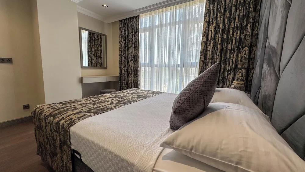 Luxury Süit, Balkon, Şehir Manzaralı
