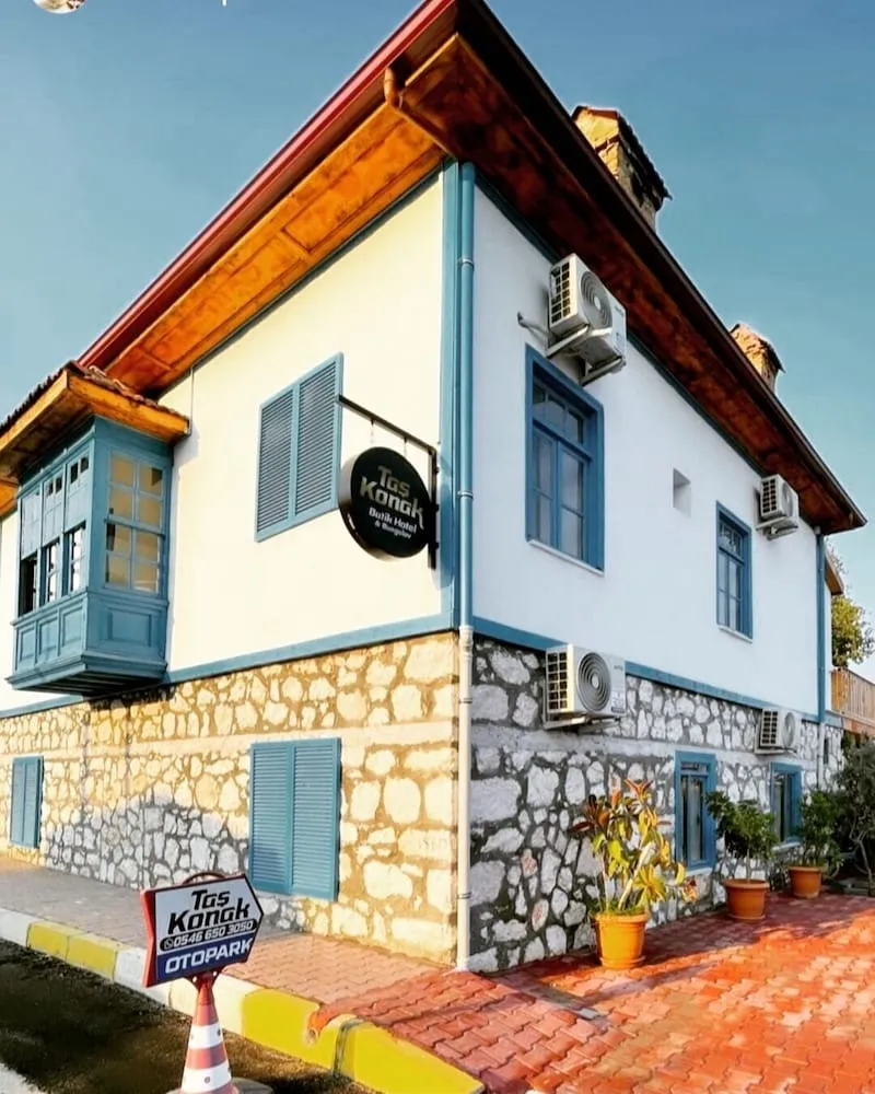 Standard Üç Kişilik Oda