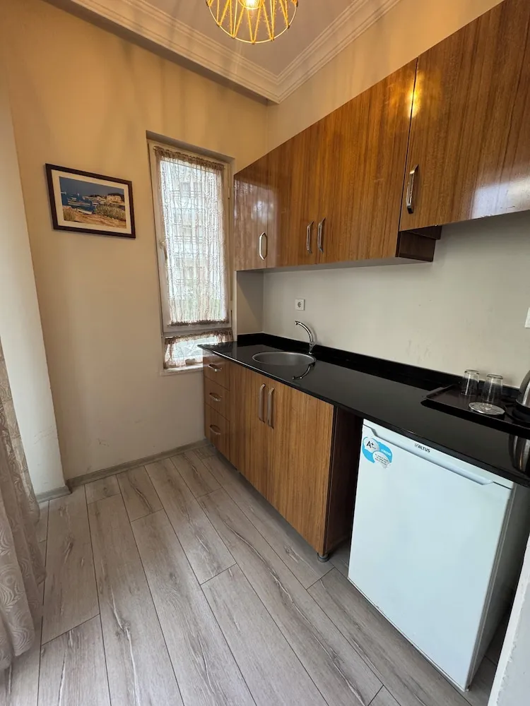 Basic Apart Daire, Balkon