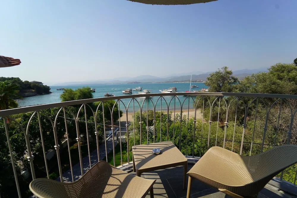 Superior Sea View Room