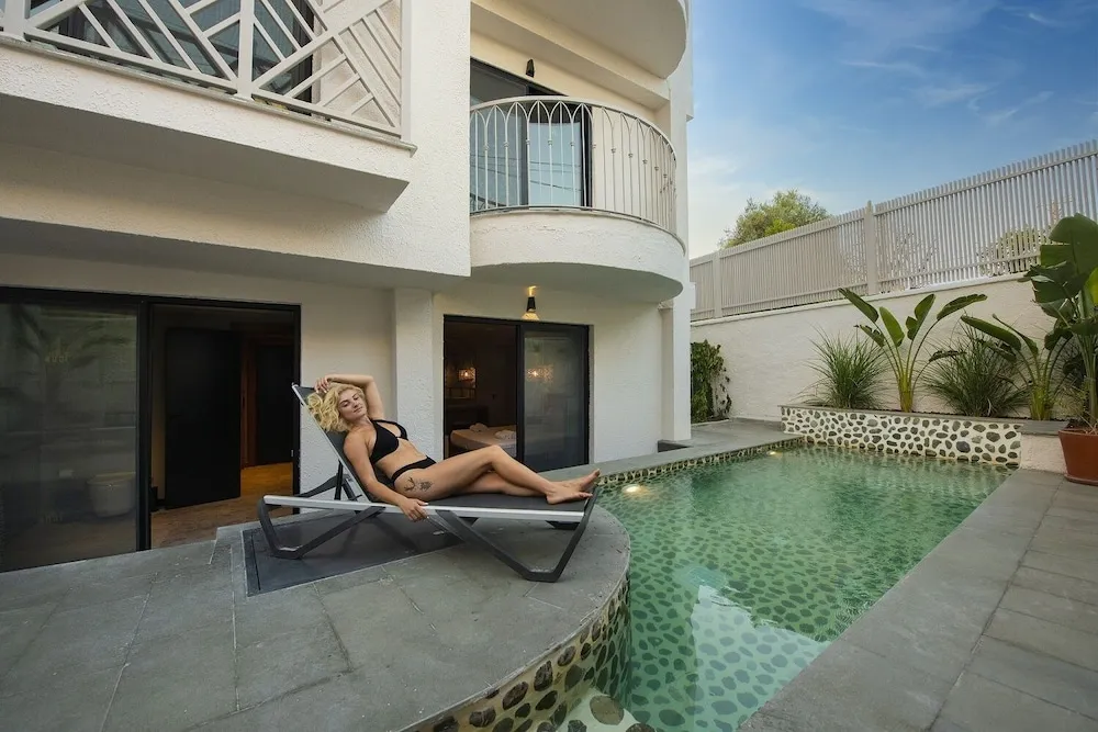 Land Wiew Suite with Private Pool