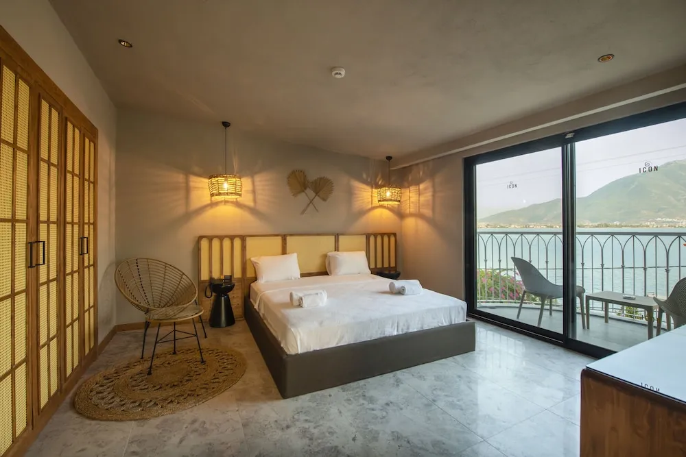Suite Sea View Room