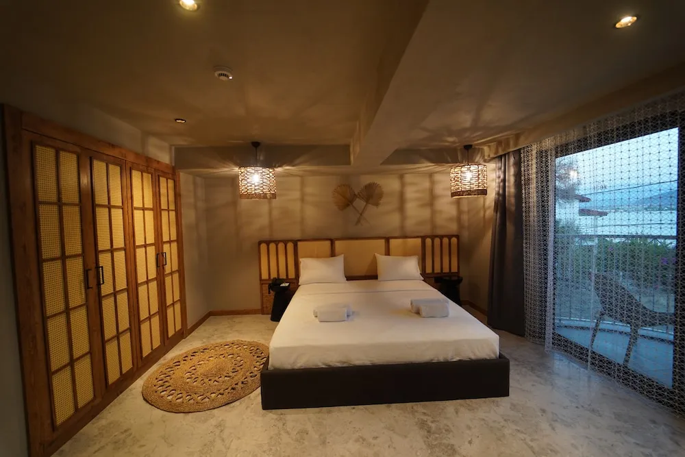 Suite Sea View Room