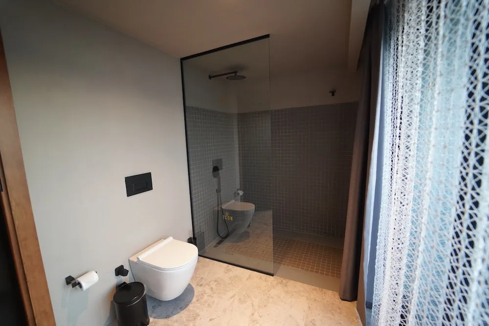 Luxury Sea View Suite with Private Pool