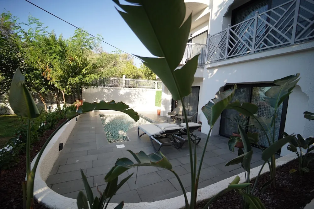 Luxury Sea View Suite with Private Pool