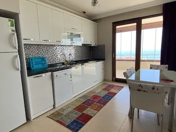 ÖZGÜRCAN APART