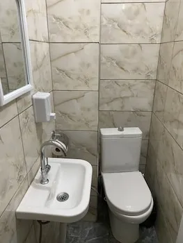 Ferah Otel