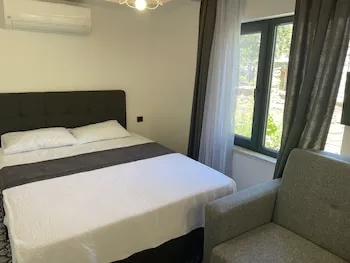 Imbrossa Hotel