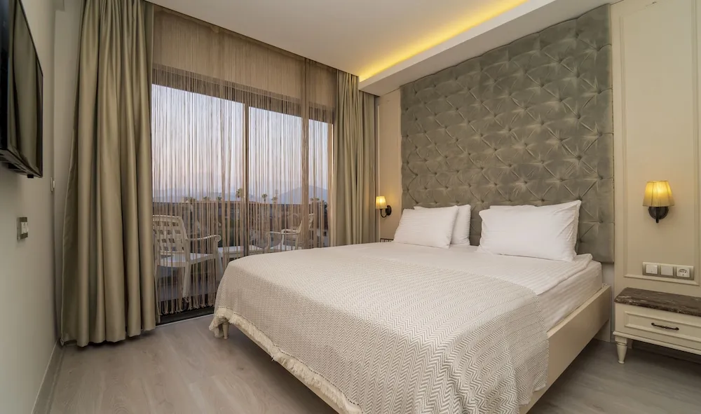 Deluxe Stüdyo Süit