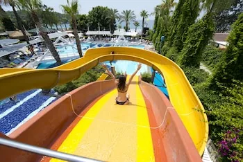 Sealife Buket Resort & Beach Hotel – All Inclusive