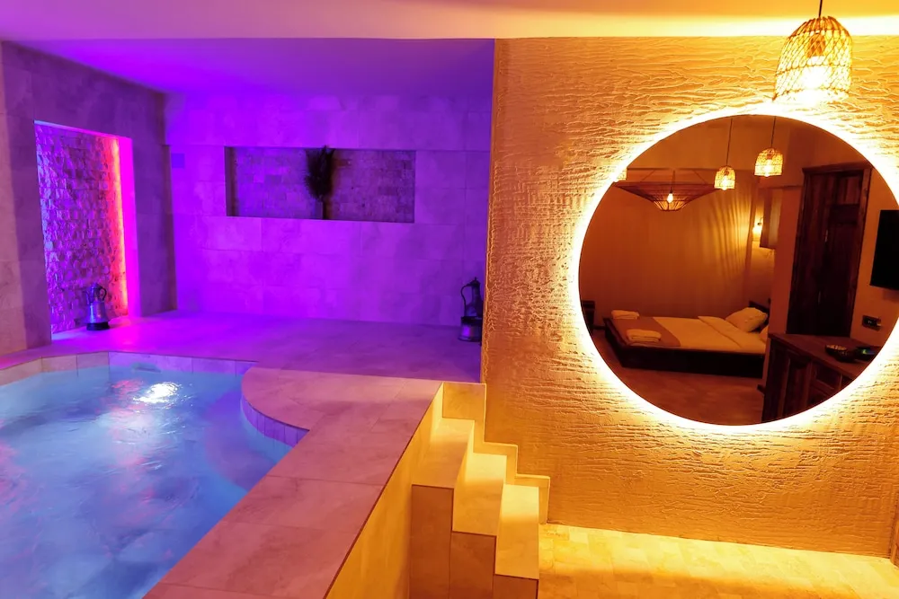 Royal Oda, Kişiye Özel Havuzlu