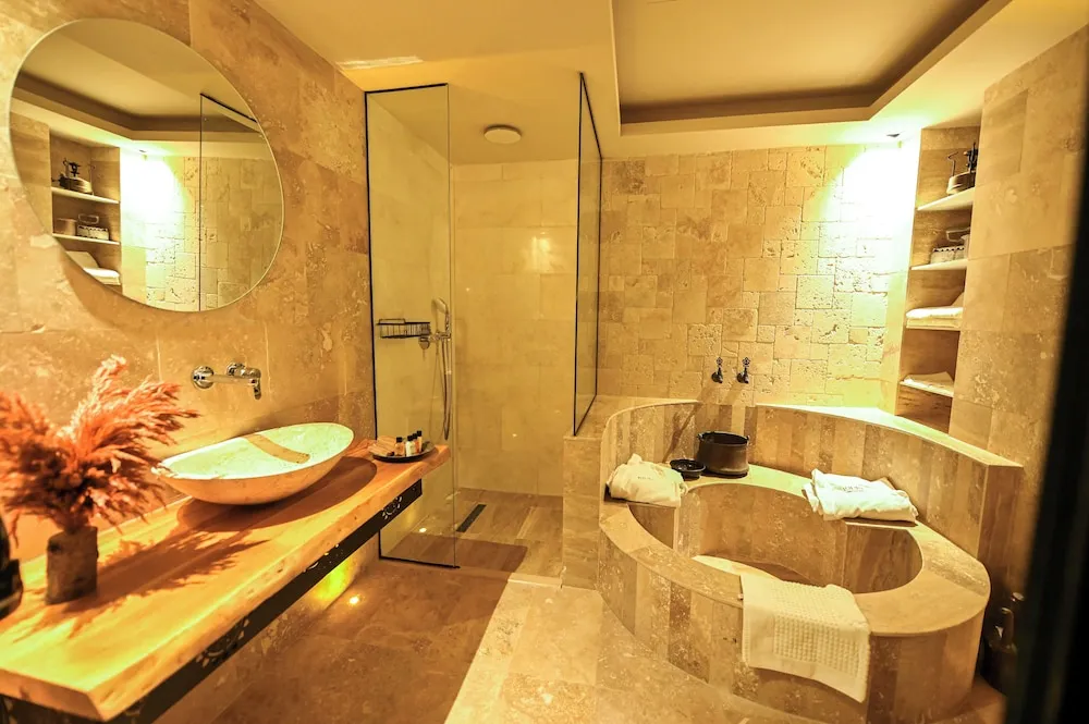 Luxury Oda, Kişiye Özel Havuzlu