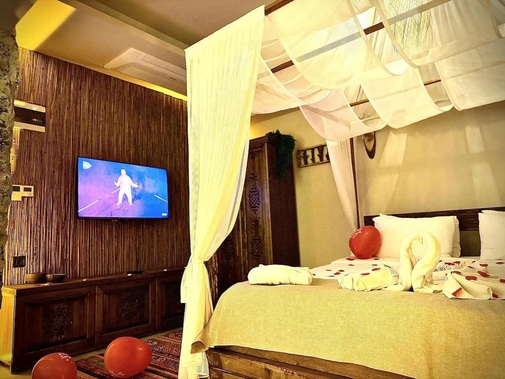 Luxury Oda, Kişiye Özel Havuzlu