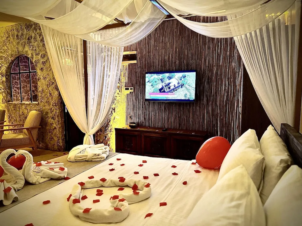 Luxury Oda, Kişiye Özel Havuzlu