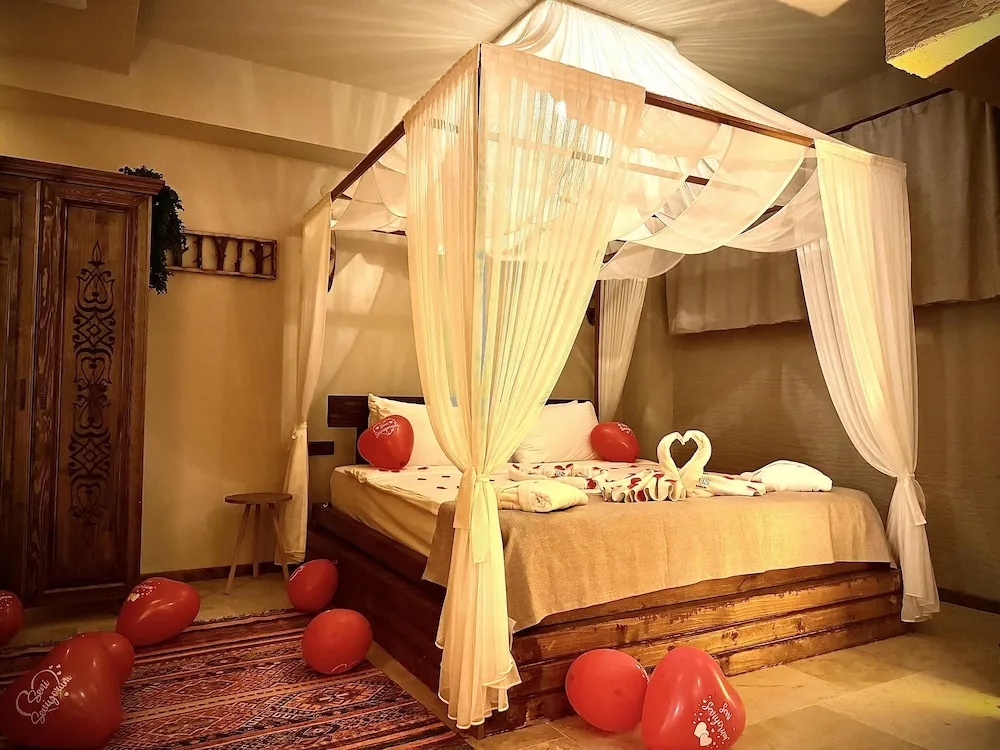 Luxury Oda, Kişiye Özel Havuzlu