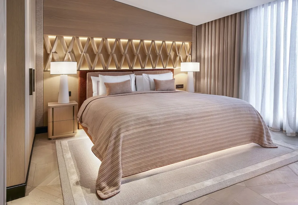 Signature City Suite