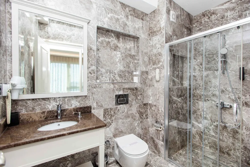 Comfort Dört Kişilik Oda