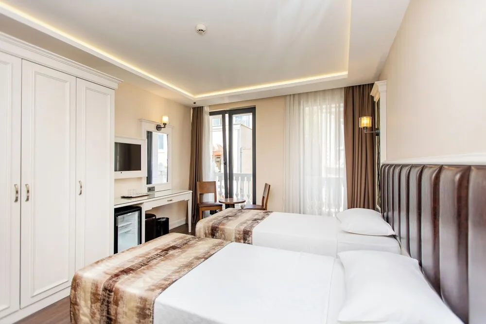 Comfort Üç Kişilik Oda, 3 Tek Kişilik Yatak