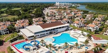 For Sun River Resort