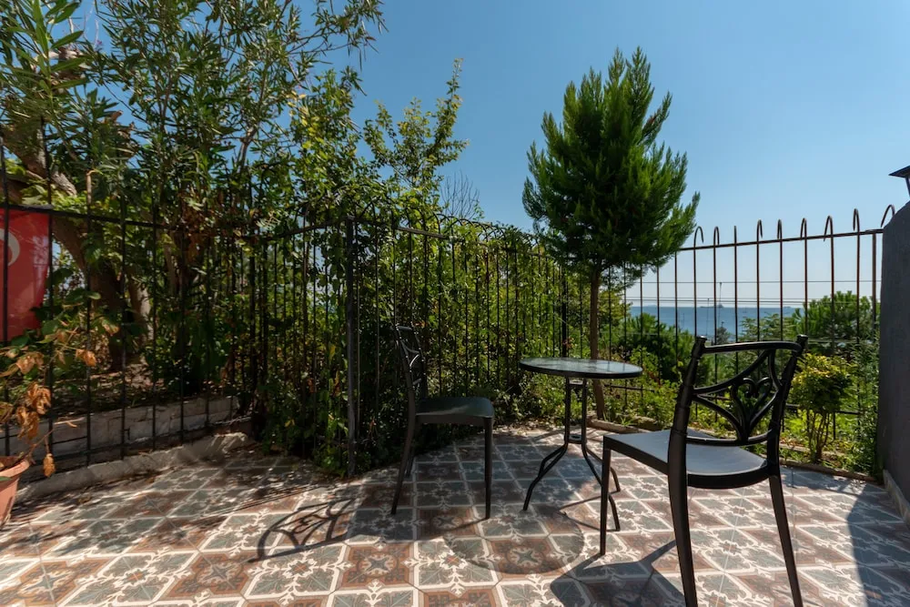 Triple Room with Sea View