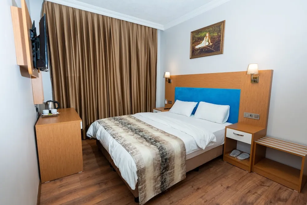 Standard Double Room with Street view