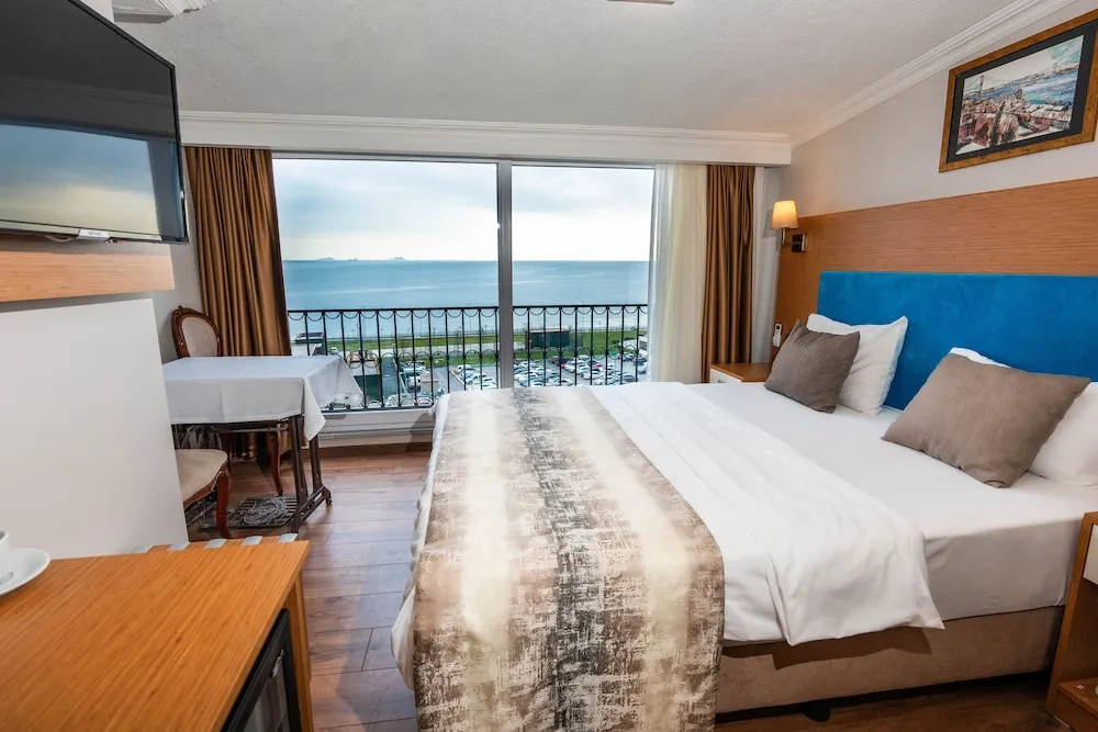 Deluxe Tek Büyük Yataklı Oda, Balkon, Deniz Manzaralı