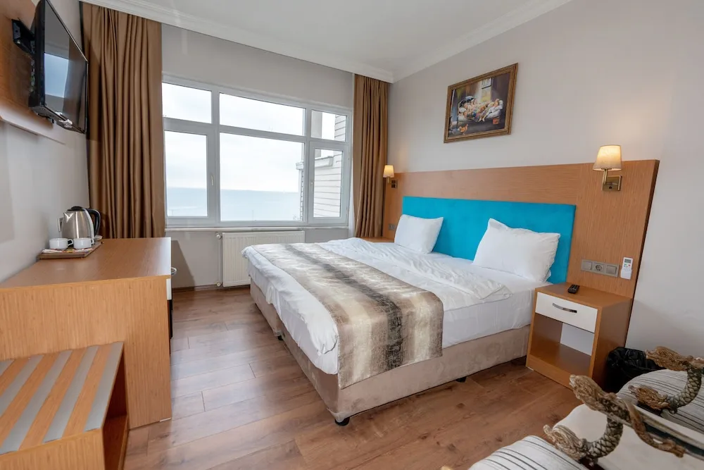 Standard Double Room with Sea view