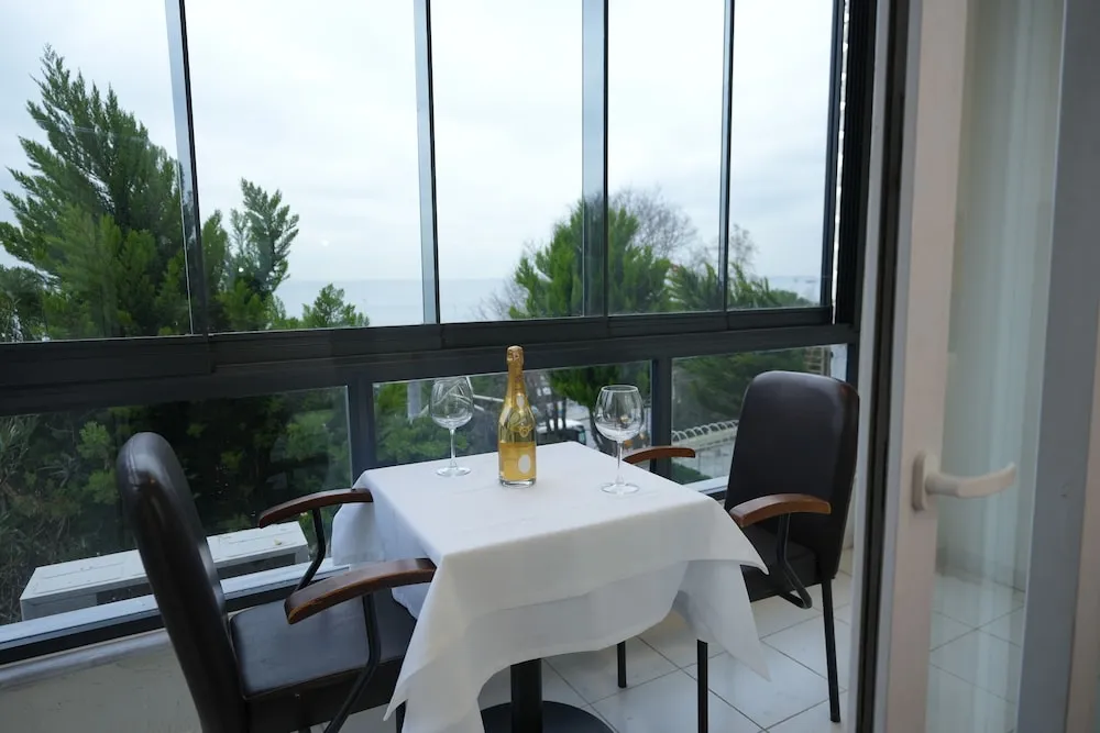 Connect Room with Sea view