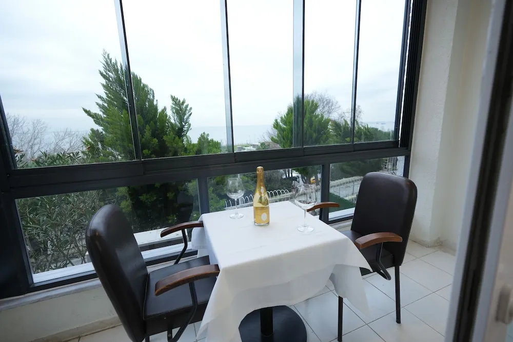 Connect Room with Sea view