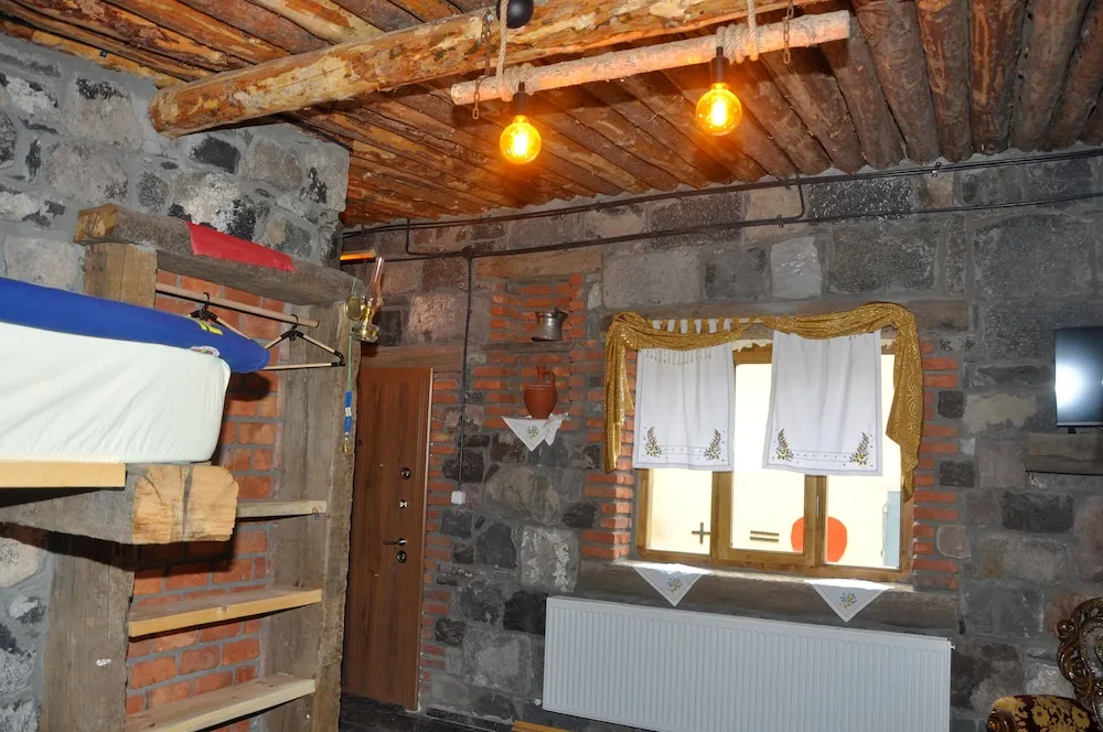 Economy Dağ Evi