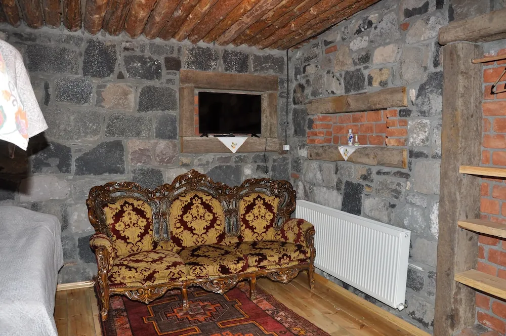 Economy Dağ Evi