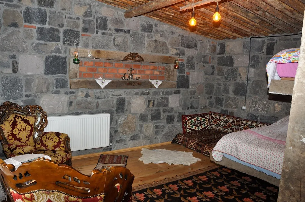 Basic Dağ Evi