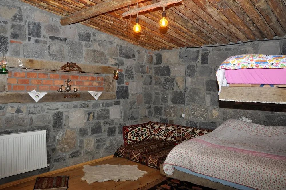 Basic Dağ Evi