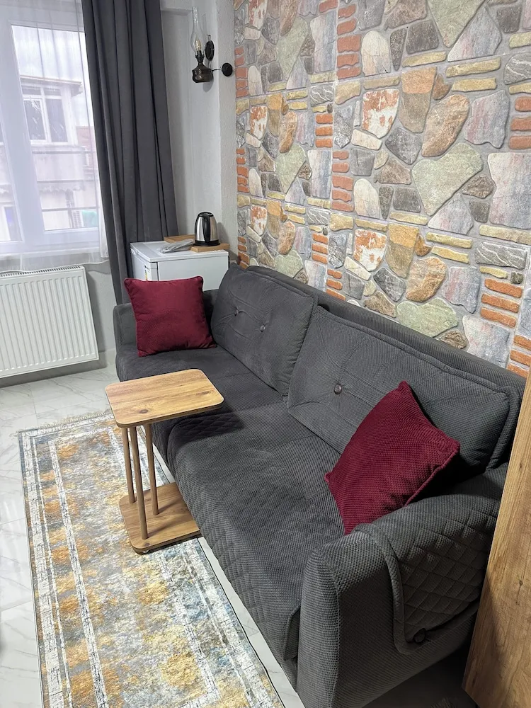 Deluxe Üç Kişilik Oda, Kısmi Deniz Manzaralı