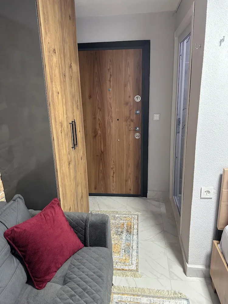 Deluxe Üç Kişilik Oda, Kısmi Deniz Manzaralı