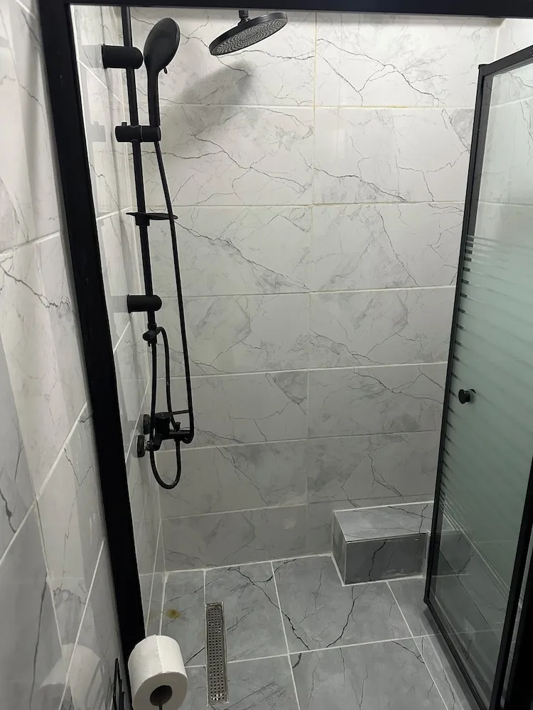 Deluxe Üç Kişilik Oda, Kısmi Deniz Manzaralı